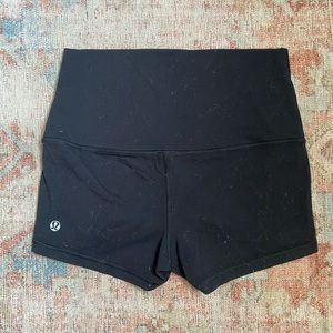 Lululemon black shorts